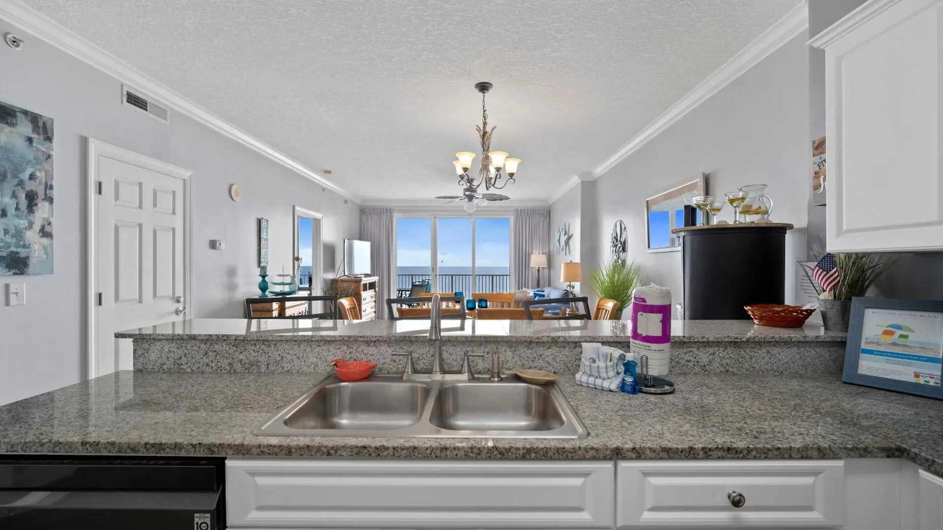 Luxurious Ocean Villa Resort - Gulf Front Paradise With Views! Panama City Beach Holiday home