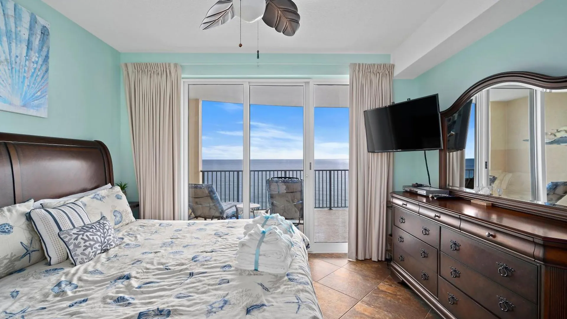 Luxurious Ocean Villa Resort - Gulf Front Paradise With Views! Panama City Beach USA